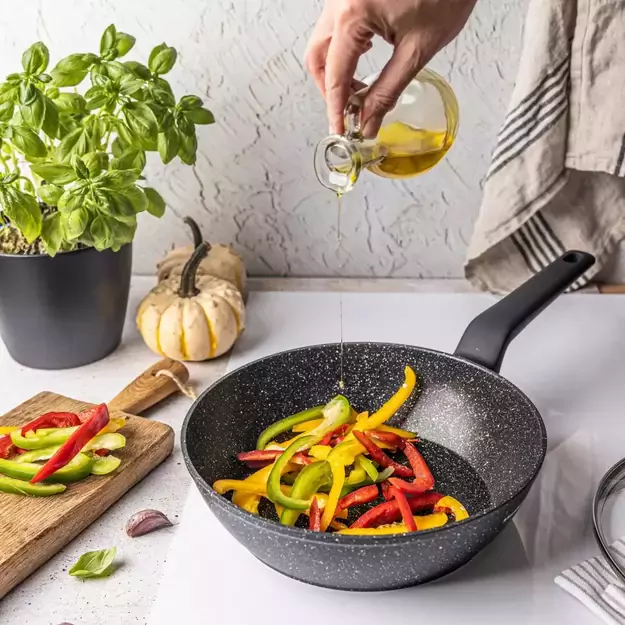 Klausberg aliumininė keptuvė su marmurine danga ir dangčiu, Ø24 cm, juoda KB-7666 1